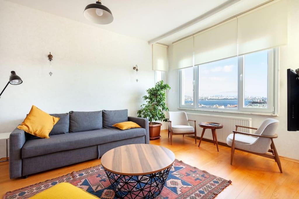 Bosphorus View, Location İstanbul
